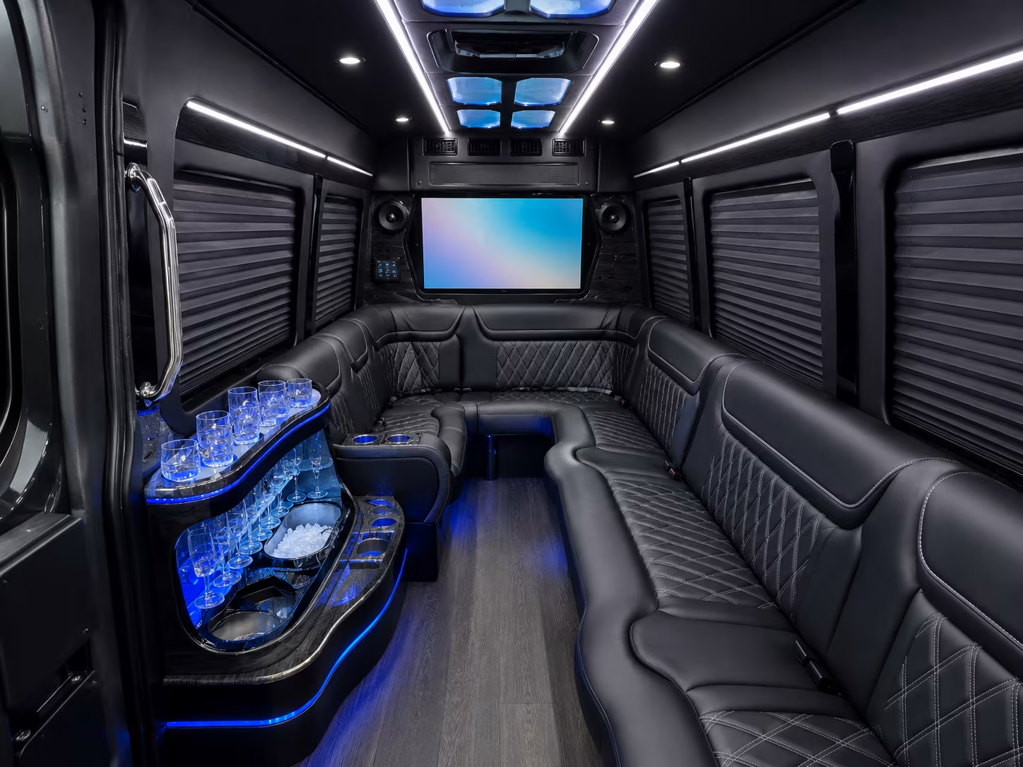 chicopeecharterbuscompany com is ready to help with boston concert trips from chicopee
