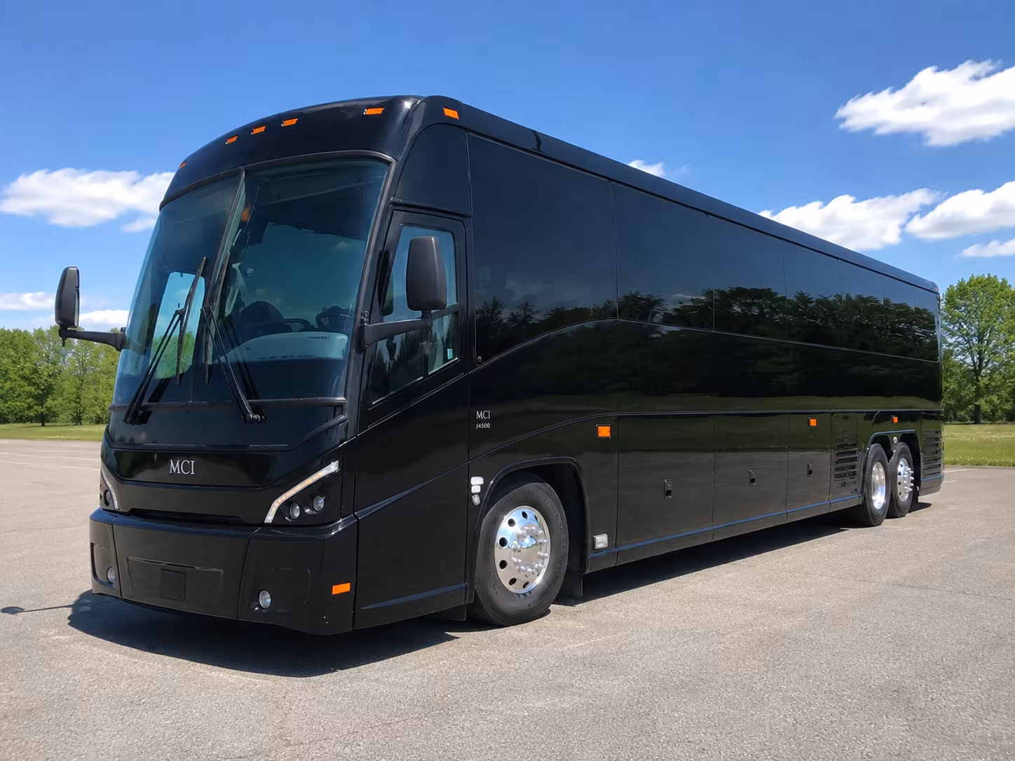 what makes chicopeecharterbuscompany com the smart way to book corporate transportation in chicopee